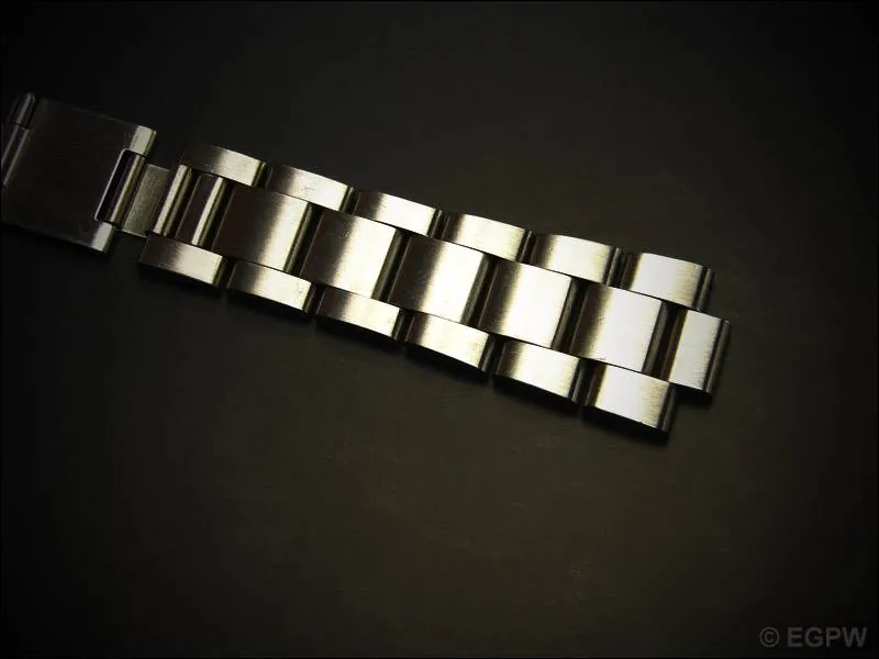 Steel bracelet before working on it